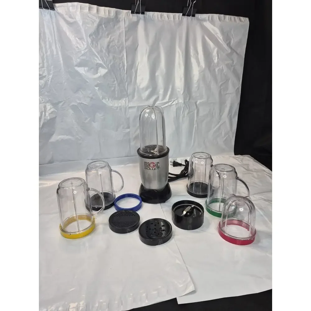 Magic Bullet With Blades & Accessories Bundle 14 pieces 6 Pitchers Works Amazing